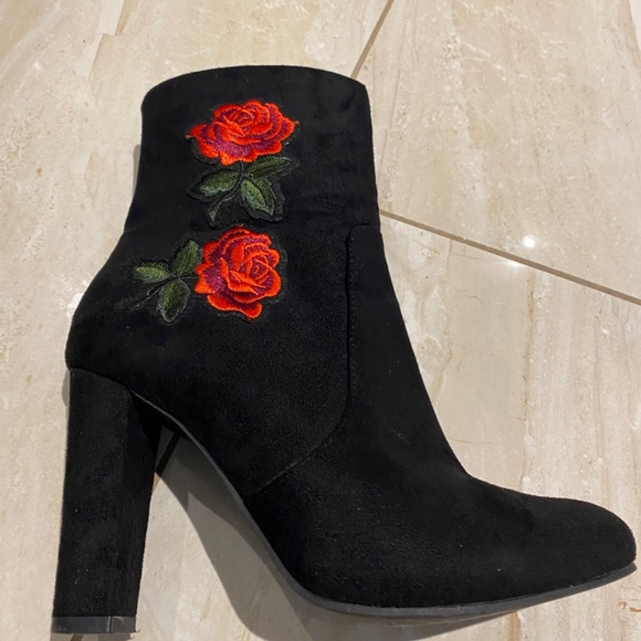 Street Wear Society - Picture 7 of 9